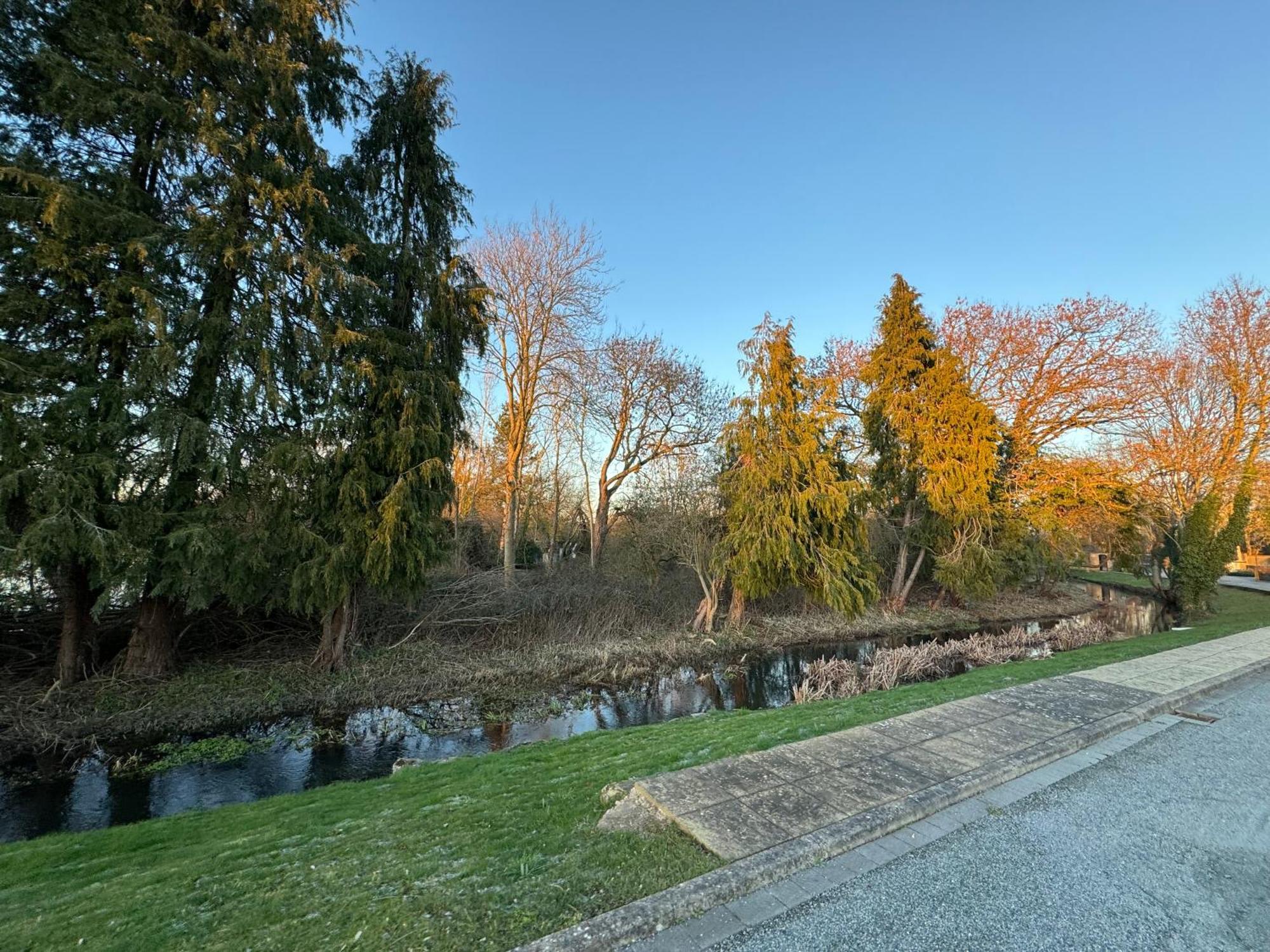 Lake View Retreats Rickmansworth Bagian luar foto